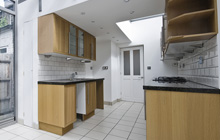 Polnish kitchen extension leads